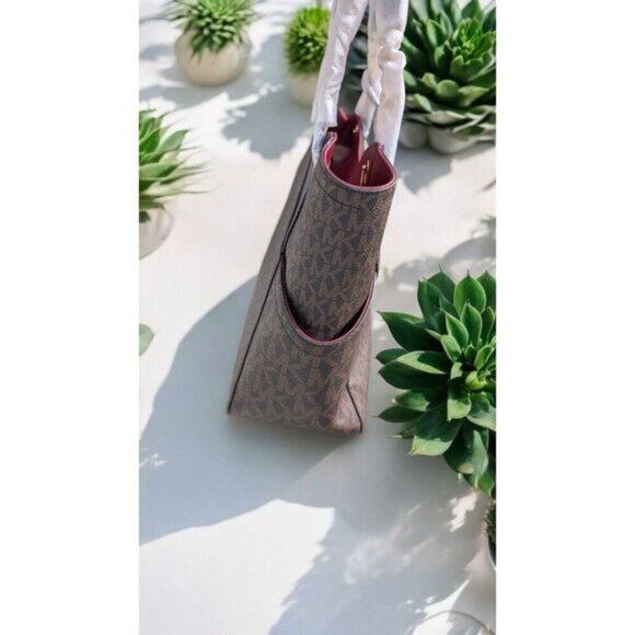 MICHAEL KORS LARGE X CHAIN LOGO SHOULDER BAG DARK CHERRY COLOR (NWT) - Picture 7 of 10